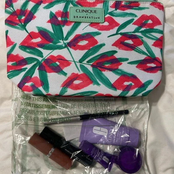 Clinique Floral Cosmetic Bag with Lipstick, Eye Pencil, Mascara, Wrinkle Creams - Picture 4 of 4